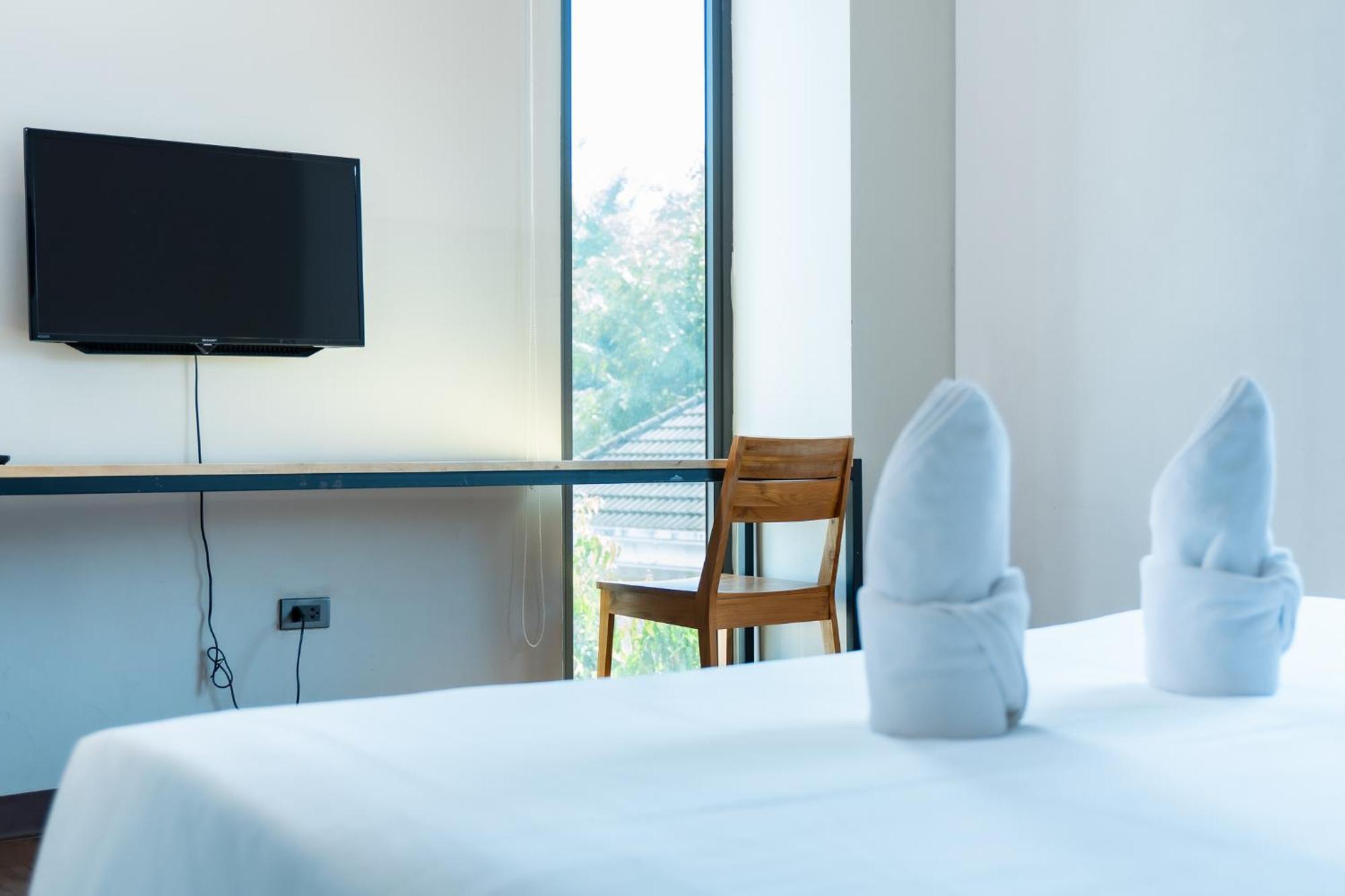 Siri Hotel Вьентьян Экстерьер фото