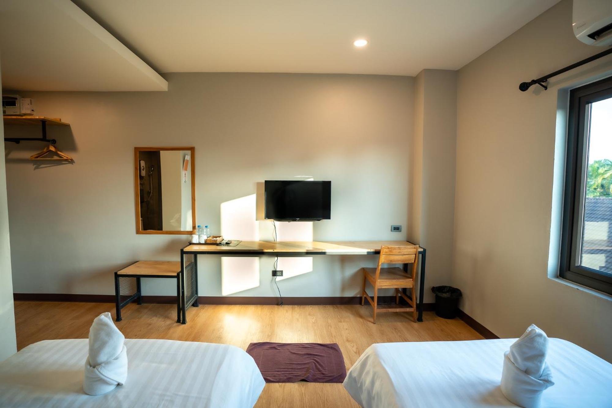 Siri Hotel Вьентьян Экстерьер фото