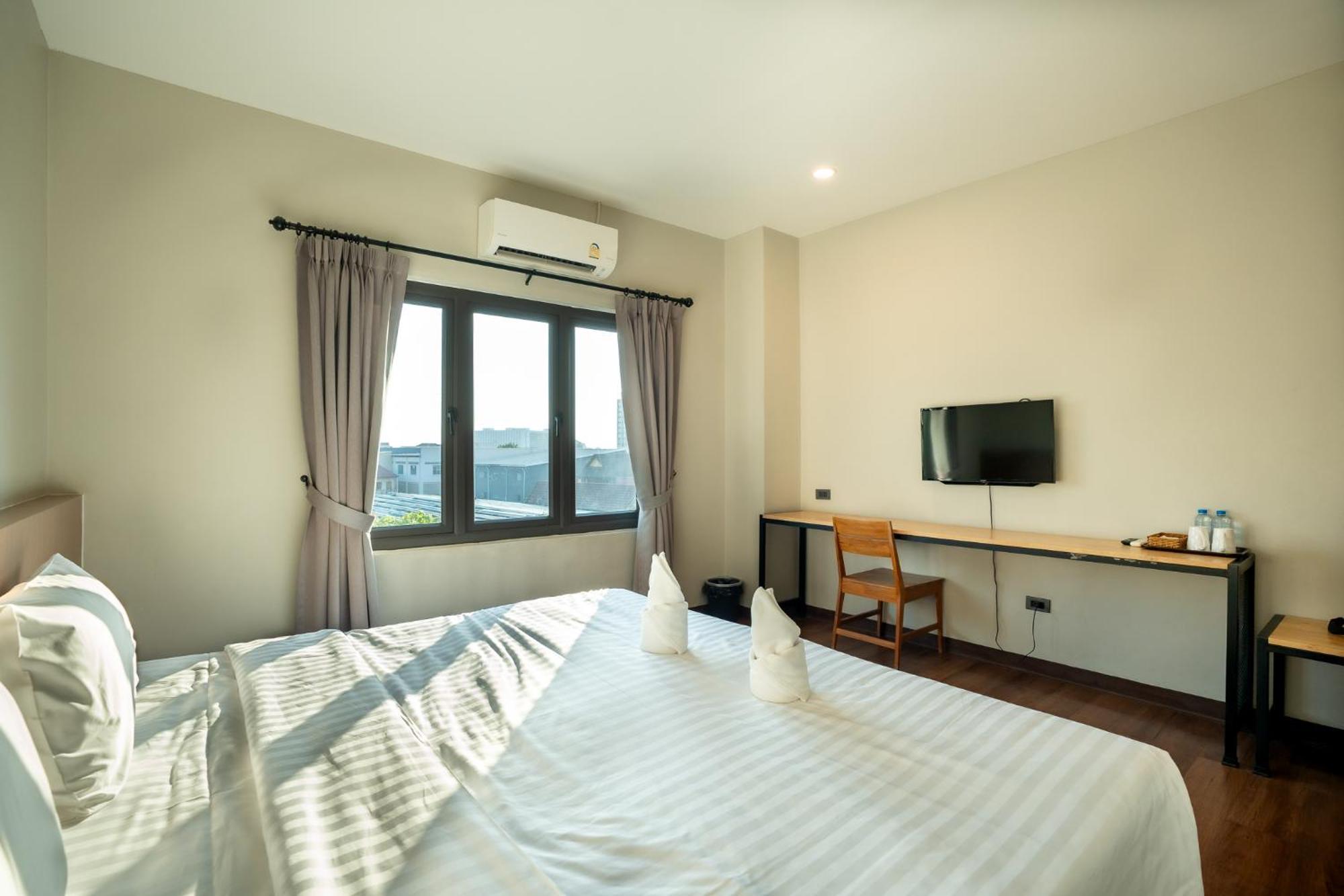 Siri Hotel Вьентьян Экстерьер фото