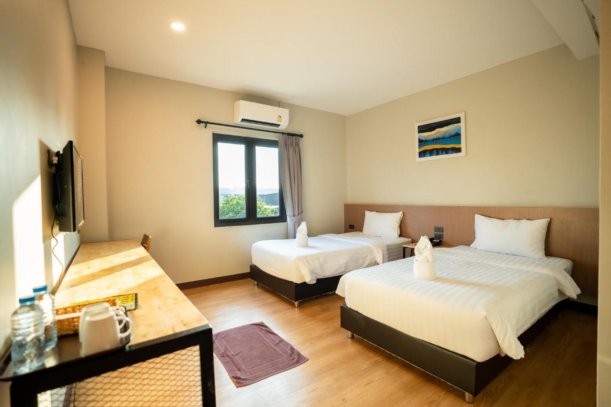 Siri Hotel Вьентьян Экстерьер фото